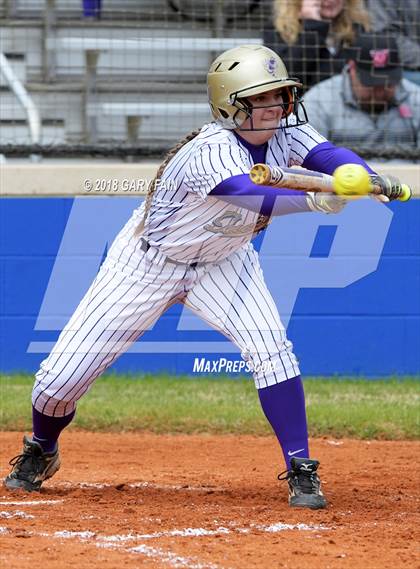 Thumbnail 2 in Grundy County vs Silverdale Academy photogallery.