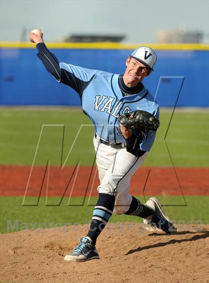 Thumbnail 2 in Pomona @ Valor Christian photogallery.