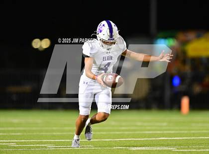 Thumbnail 2 in Elgin @ Pflugerville photogallery.