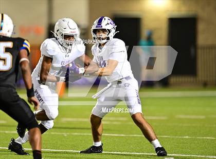 Thumbnail 3 in Elgin @ Pflugerville photogallery.