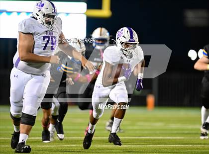 Thumbnail 1 in Elgin @ Pflugerville photogallery.