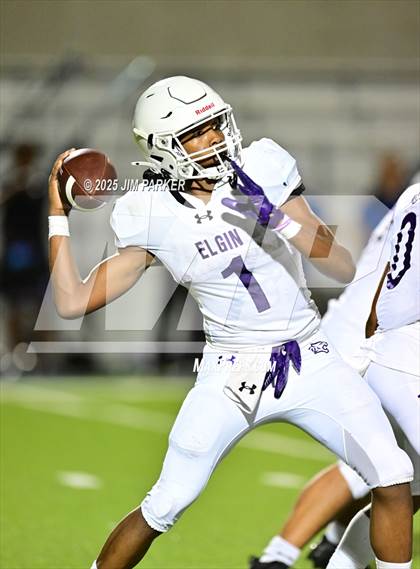 Thumbnail 3 in Elgin @ Pflugerville photogallery.
