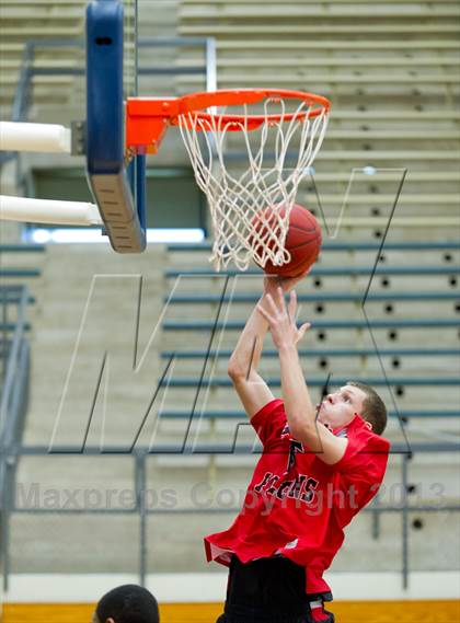 Thumbnail 2 in Stevens @ Taft photogallery.