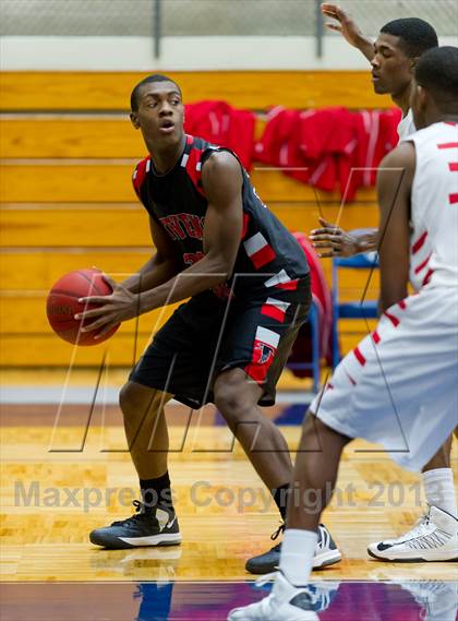 Thumbnail 2 in Stevens @ Taft photogallery.