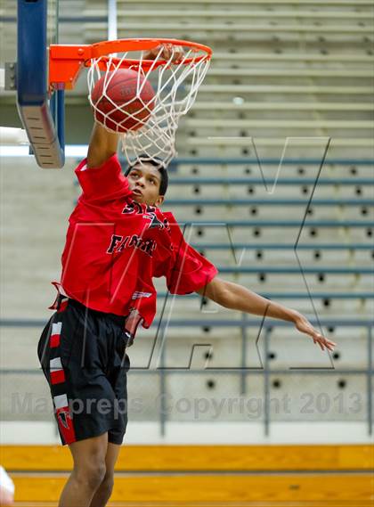 Thumbnail 2 in Stevens @ Taft photogallery.