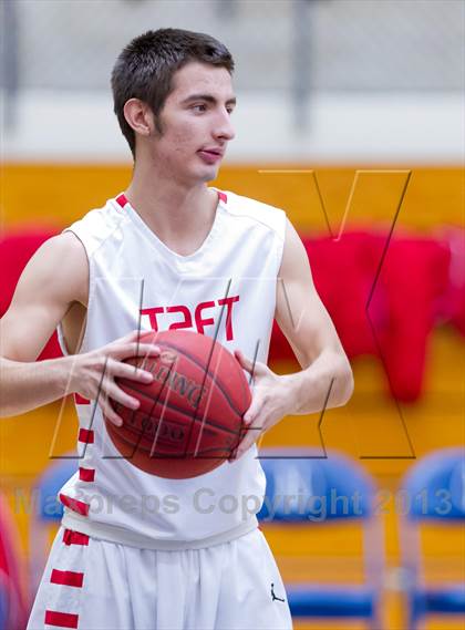 Thumbnail 2 in Stevens @ Taft photogallery.