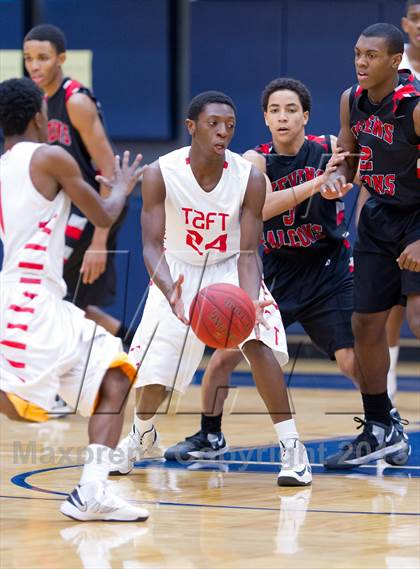 Thumbnail 1 in Stevens @ Taft photogallery.