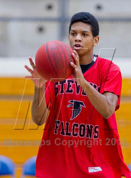 Thumbnail 1 in Stevens @ Taft photogallery.