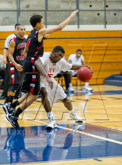 Thumbnail 3 in Stevens @ Taft photogallery.