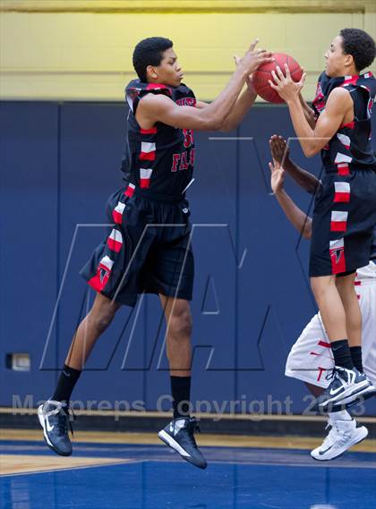 Thumbnail 2 in Stevens @ Taft photogallery.