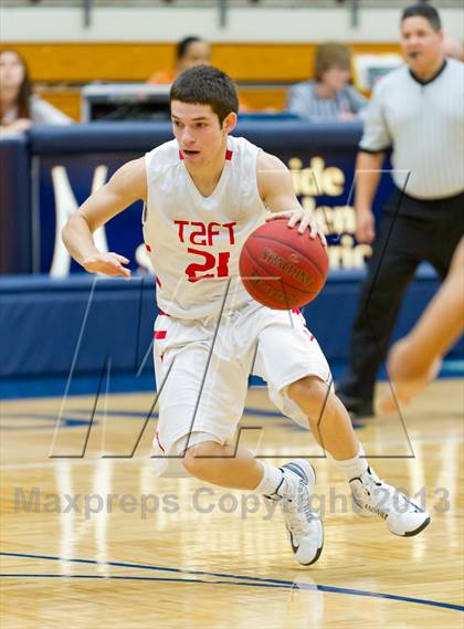 Thumbnail 2 in Stevens @ Taft photogallery.