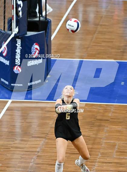 Thumbnail 2 in Rock Canyon vs. Chaparral (CHSAA 5A Semi-Final) photogallery.