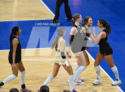 Thumbnail 3 in Rock Canyon vs. Chaparral (CHSAA 5A Semi-Final) photogallery.