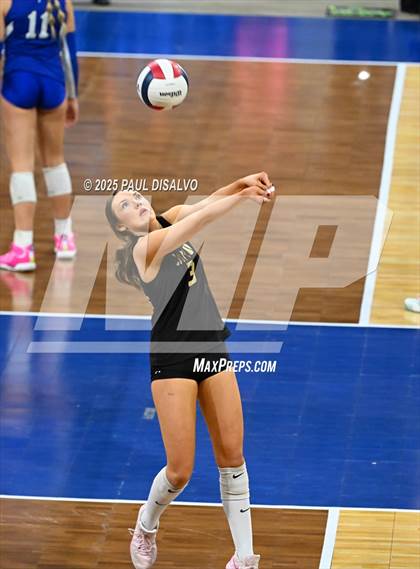 Thumbnail 3 in Rock Canyon vs. Chaparral (CHSAA 5A Semi-Final) photogallery.