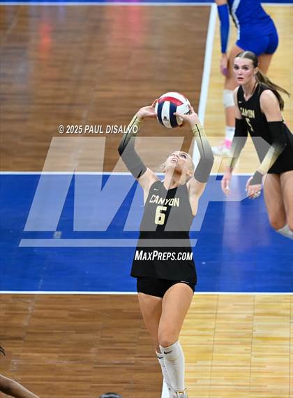 Thumbnail 3 in Rock Canyon vs. Chaparral (CHSAA 5A Semi-Final) photogallery.