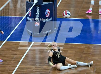 Thumbnail 2 in Rock Canyon vs. Chaparral (CHSAA 5A Semi-Final) photogallery.