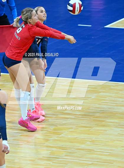 Thumbnail 3 in Rock Canyon vs. Chaparral (CHSAA 5A Semi-Final) photogallery.