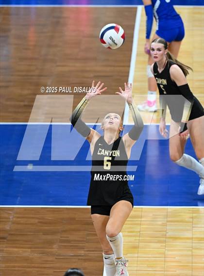 Thumbnail 2 in Rock Canyon vs. Chaparral (CHSAA 5A Semi-Final) photogallery.