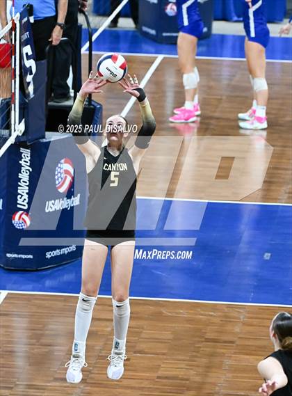 Thumbnail 2 in Rock Canyon vs. Chaparral (CHSAA 5A Semi-Final) photogallery.