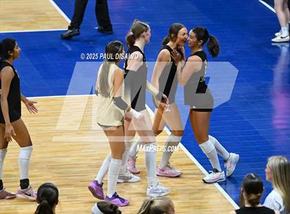 Thumbnail 3 in Rock Canyon vs. Chaparral (CHSAA 5A Semi-Final) photogallery.