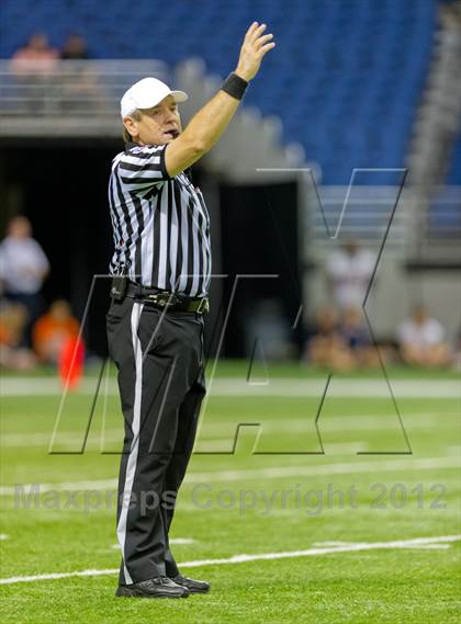 Thumbnail 1 in Madison vs. O'Connor (UIL 5A Division 1 Quarterfinal Playoff) photogallery.
