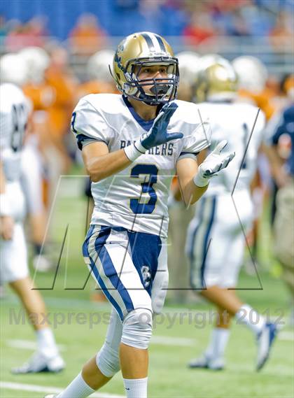 Thumbnail 2 in Madison vs. O'Connor (UIL 5A Division 1 Quarterfinal Playoff) photogallery.