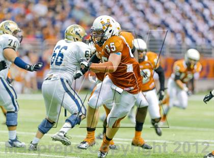 Thumbnail 2 in Madison vs. O'Connor (UIL 5A Division 1 Quarterfinal Playoff) photogallery.