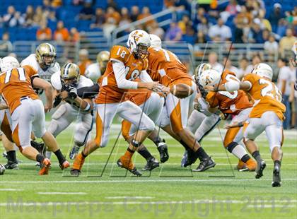 Thumbnail 3 in Madison vs. O'Connor (UIL 5A Division 1 Quarterfinal Playoff) photogallery.