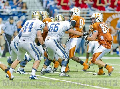 Thumbnail 2 in Madison vs. O'Connor (UIL 5A Division 1 Quarterfinal Playoff) photogallery.