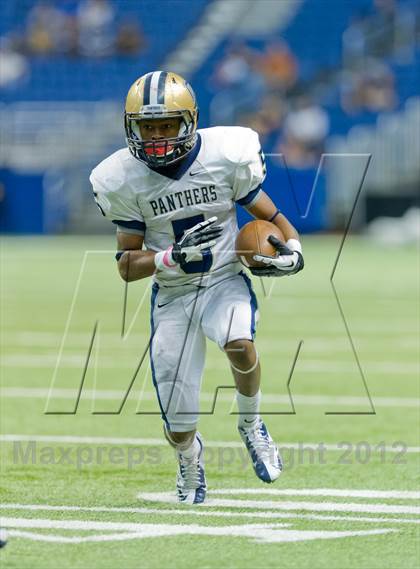 Thumbnail 3 in Madison vs. O'Connor (UIL 5A Division 1 Quarterfinal Playoff) photogallery.