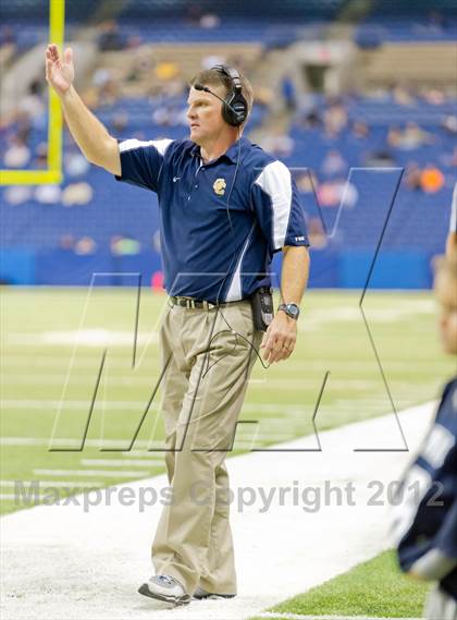 Thumbnail 1 in Madison vs. O'Connor (UIL 5A Division 1 Quarterfinal Playoff) photogallery.