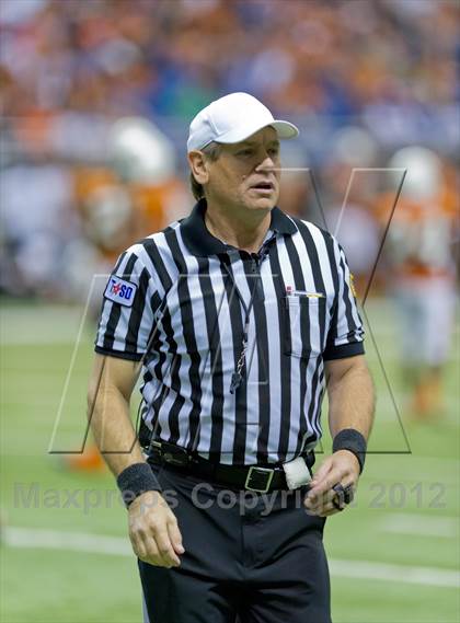 Thumbnail 2 in Madison vs. O'Connor (UIL 5A Division 1 Quarterfinal Playoff) photogallery.