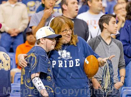 Thumbnail 2 in Madison vs. O'Connor (UIL 5A Division 1 Quarterfinal Playoff) photogallery.