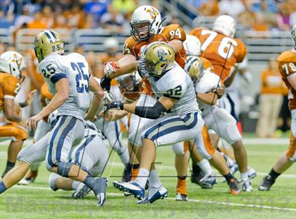 Thumbnail 1 in Madison vs. O'Connor (UIL 5A Division 1 Quarterfinal Playoff) photogallery.