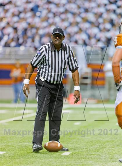 Thumbnail 3 in Madison vs. O'Connor (UIL 5A Division 1 Quarterfinal Playoff) photogallery.