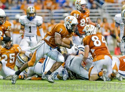 Thumbnail 2 in Madison vs. O'Connor (UIL 5A Division 1 Quarterfinal Playoff) photogallery.