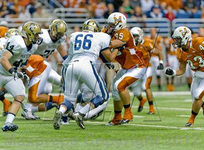 Thumbnail 3 in Madison vs. O'Connor (UIL 5A Division 1 Quarterfinal Playoff) photogallery.