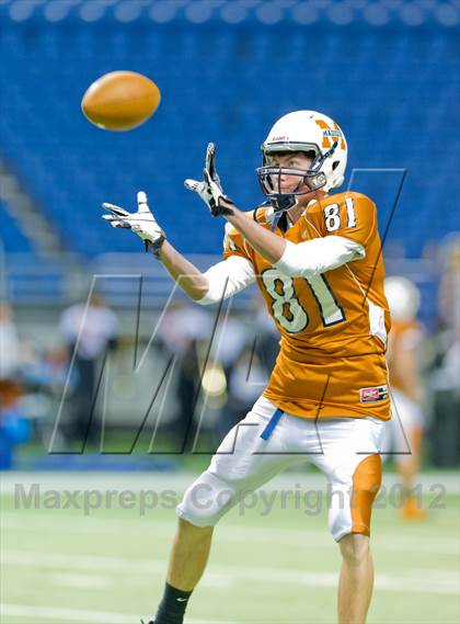 Thumbnail 1 in Madison vs. O'Connor (UIL 5A Division 1 Quarterfinal Playoff) photogallery.