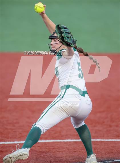 Thumbnail 3 in Babylon vs Carle Place (NYSPHSAA Class B Quarterfinal)  photogallery.