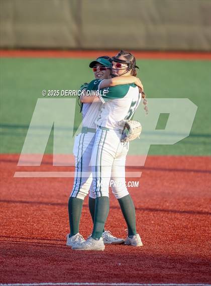 Thumbnail 2 in Babylon vs Carle Place (NYSPHSAA Class B Quarterfinal)  photogallery.