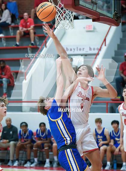 Thumbnail 2 in Boyd-Buchanan @ Baylor photogallery.