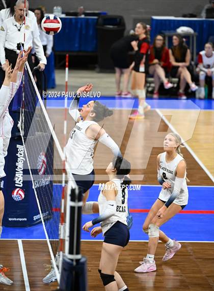 Thumbnail 3 in Battle Mountain vs. Palmer Ridge (CHSAA 4A 2nd Round) photogallery.