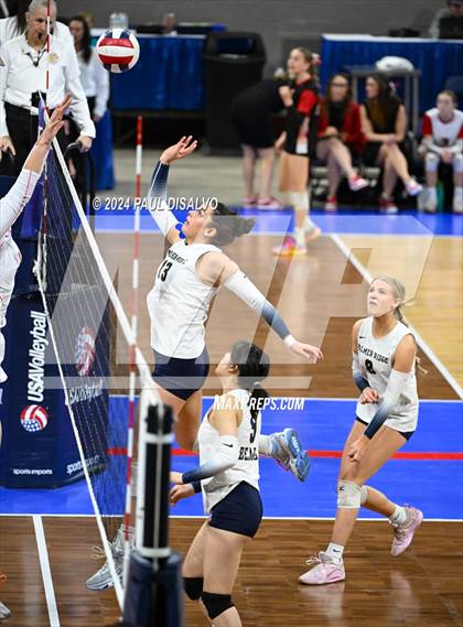 Thumbnail 2 in Battle Mountain vs. Palmer Ridge (CHSAA 4A 2nd Round) photogallery.