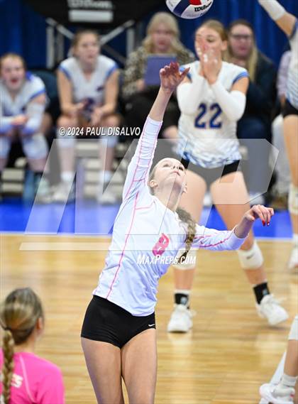 Thumbnail 2 in Battle Mountain vs. Palmer Ridge (CHSAA 4A 2nd Round) photogallery.