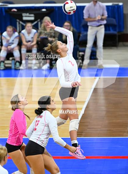 Thumbnail 3 in Battle Mountain vs. Palmer Ridge (CHSAA 4A 2nd Round) photogallery.
