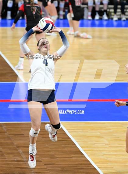 Thumbnail 2 in Battle Mountain vs. Palmer Ridge (CHSAA 4A 2nd Round) photogallery.