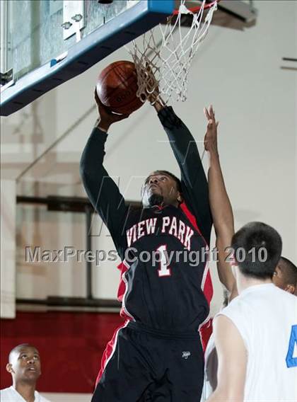 Thumbnail 3 in Lutheran vs. View Park (CIF SoCal D5 Playoffs) photogallery.