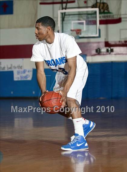 Thumbnail 1 in Lutheran vs. View Park (CIF SoCal D5 Playoffs) photogallery.