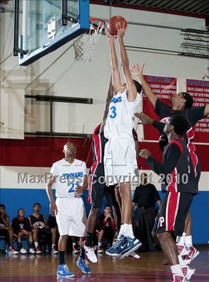 Thumbnail 1 in Lutheran vs. View Park (CIF SoCal D5 Playoffs) photogallery.