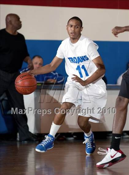 Thumbnail 3 in Lutheran vs. View Park (CIF SoCal D5 Playoffs) photogallery.